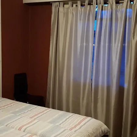 Apartamento 4 Bedrooms Near Center - Kranni *