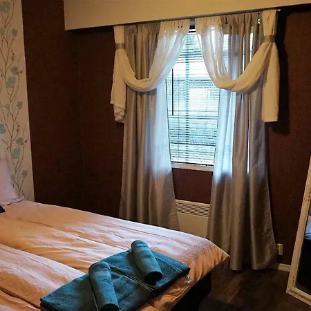 4 Bedrooms Near Center - Kranni * Pori