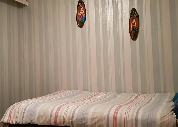 4 Bedrooms Near Center - Kranni 公寓 *