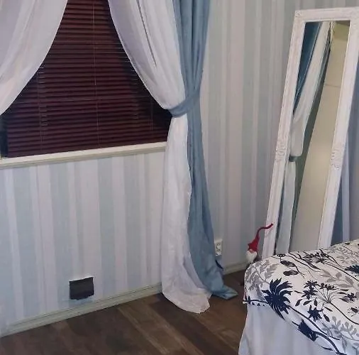 公寓 4 Bedrooms Near Center - Kranni *