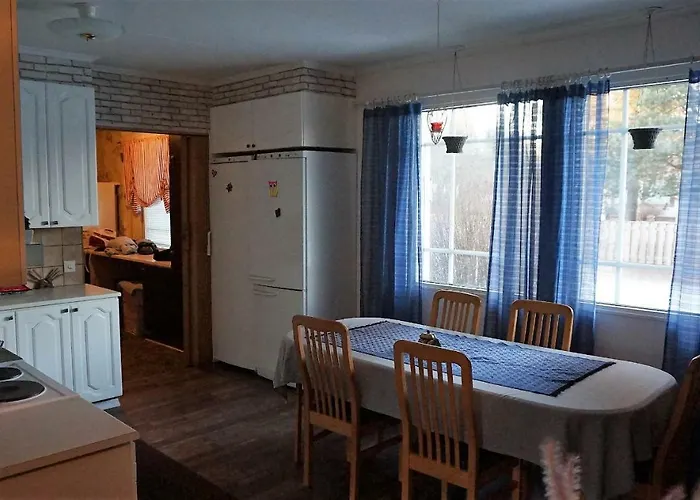 4 Bedrooms Near Center - Kranni 波里